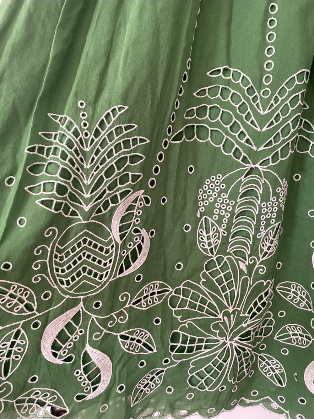 Karen Kane Green Maxi Skirt with White Embroidery - Picture 5 of 10